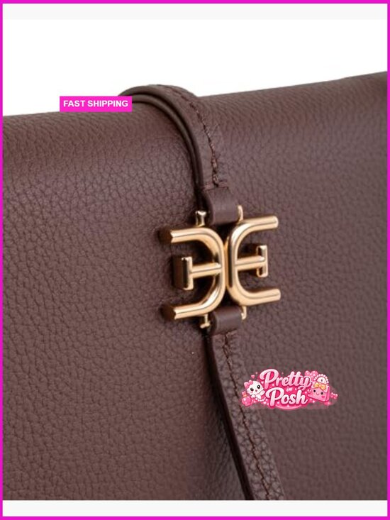 Black leather foldover shoulder everyday carry bag  Leather Crossbody Bag with Fold-Over Design and Adjustable Strap